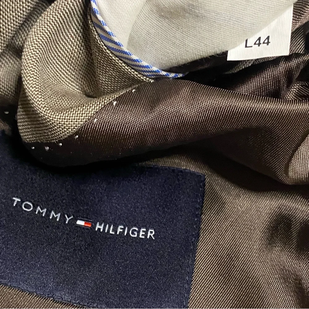 Tommy Hilfiger Sport Coat Blazer Men 44L Tan Brown 100% Wool Two Button